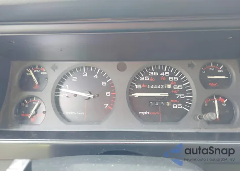 1996 Jeep Cherokee Sport z USA, uszkodzony, nr VIN 1J4FJ67S5TL257900